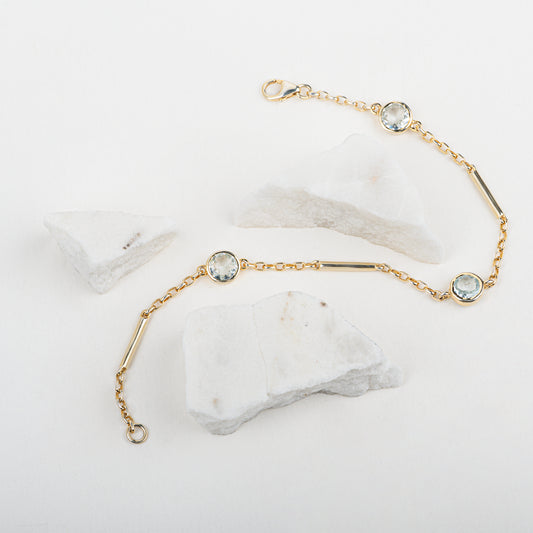 Dainty Bracelet - Aquamrine