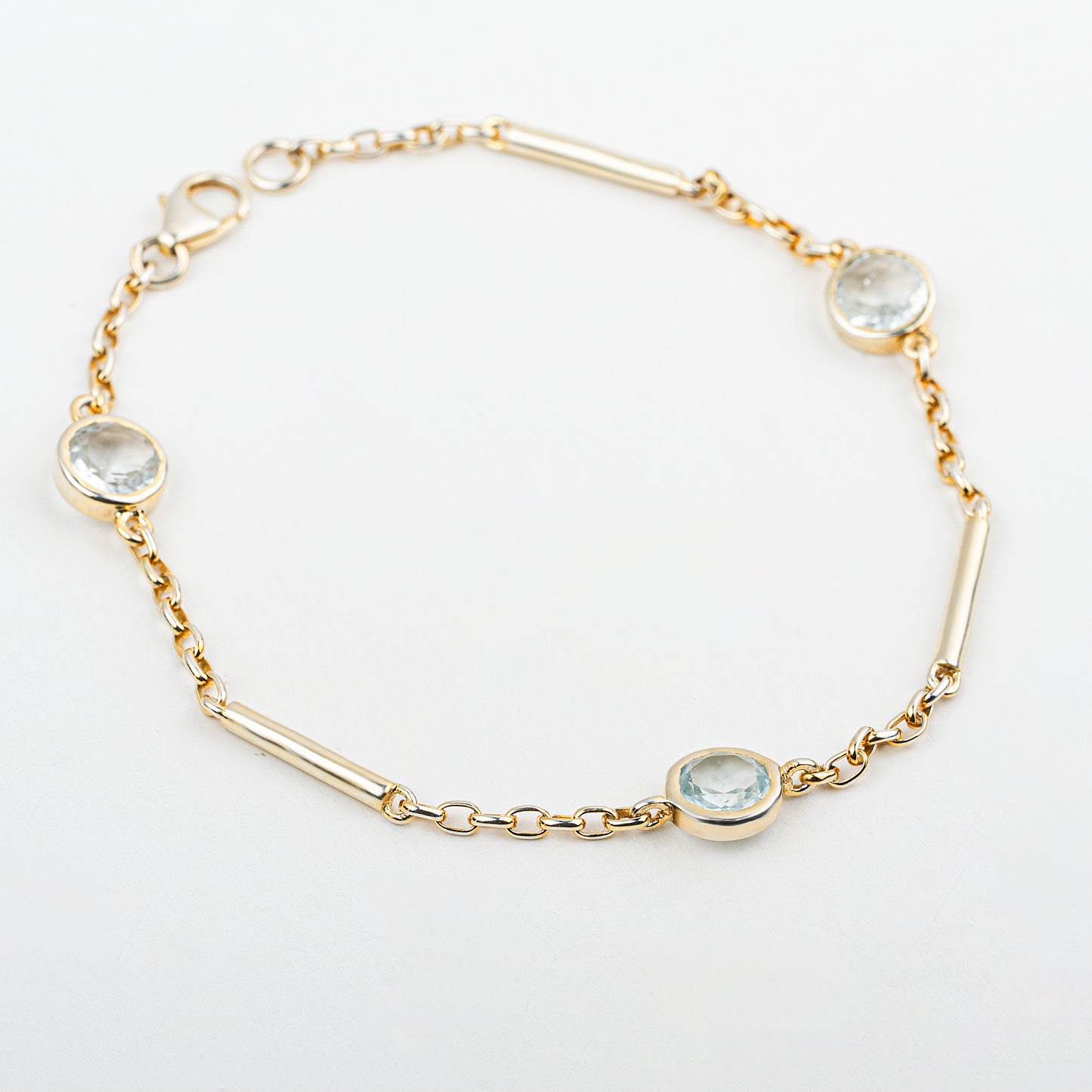 Dainty Bracelet - Aquamrine