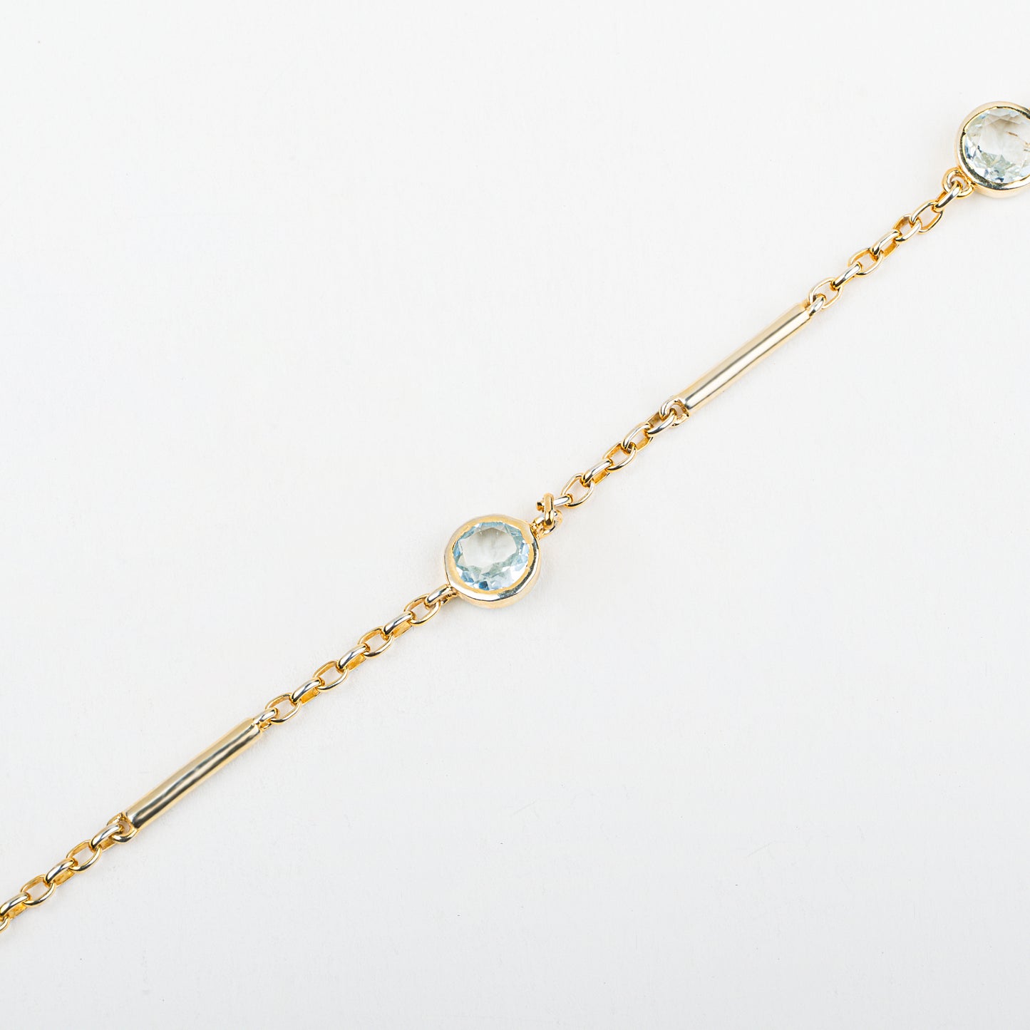 Dainty Bracelet - Aquamrine
