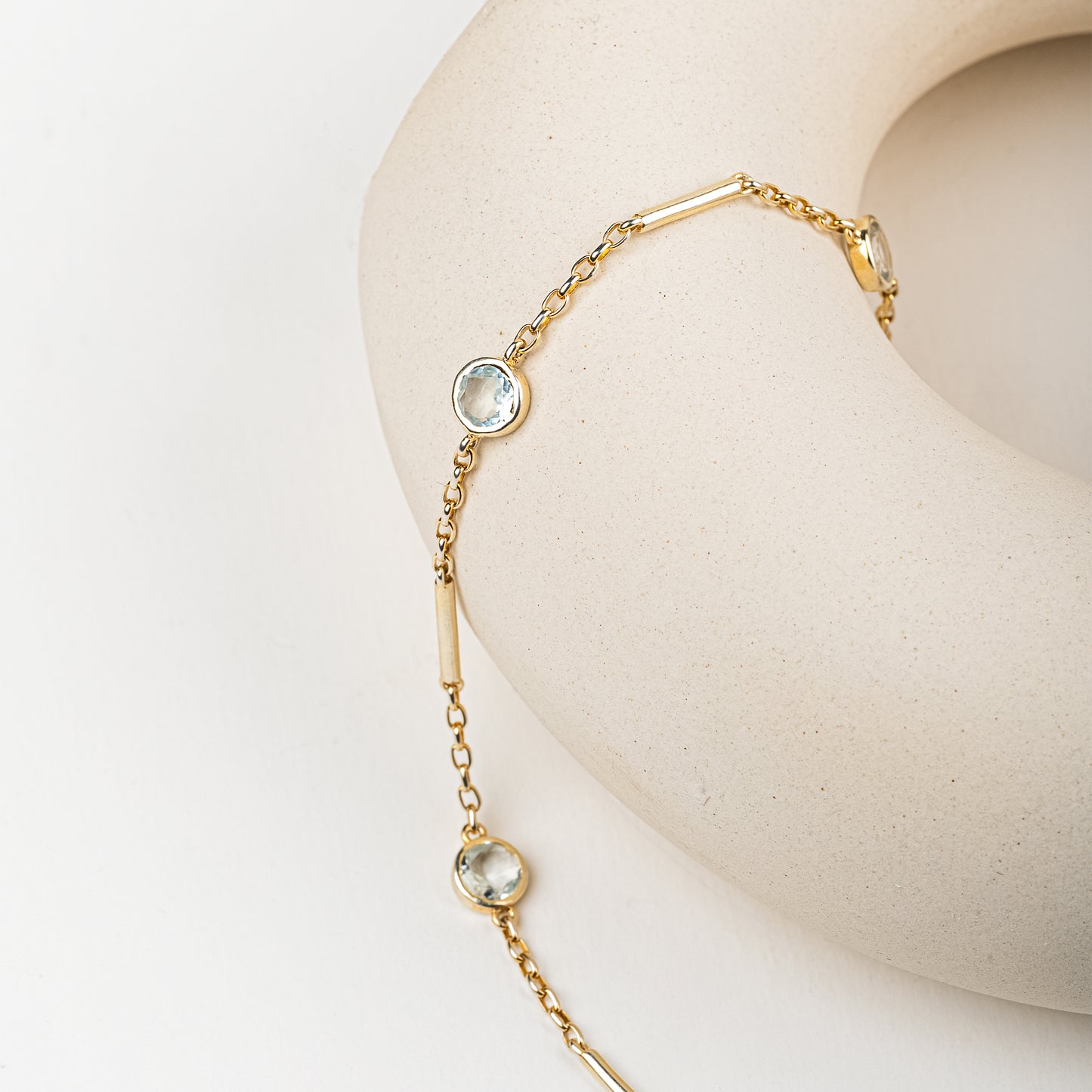 Dainty Bracelet - Aquamrine