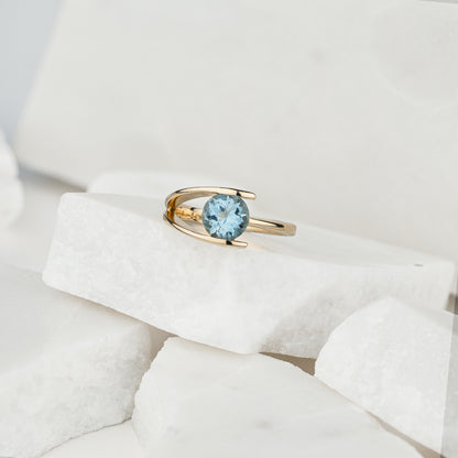 Tweez Solitaire Ring